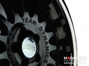 FIAT 500L Custom Wheels - set of 4 - Team Dynamics - Equinox - 18" - Gloss Black w/ Mirror Lip